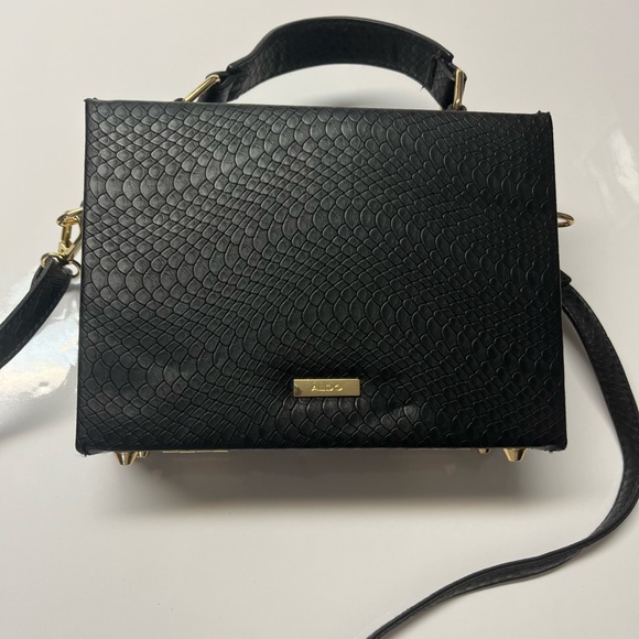 Beautiful Aldo Rose Box Bag - With Detachable Strap - Picture 2 of 9